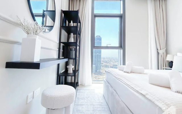 2B With Stunning Burj Views at Burj Crown