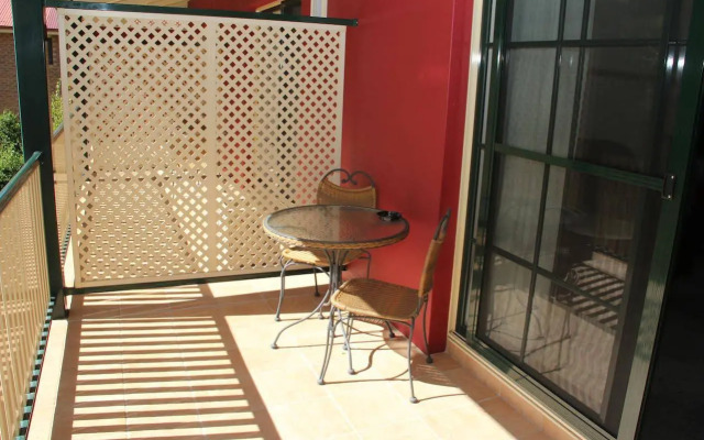 The Lawson Riverside Suites