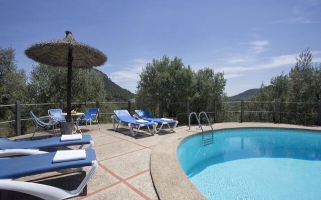 Villa - 5 Bedrooms with Pool and WiFi - 103125