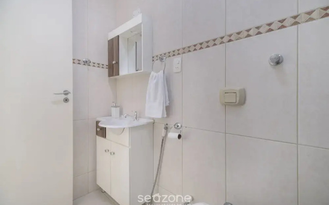 4BR Apt w/ BBQ 70m From Beach Rto0502