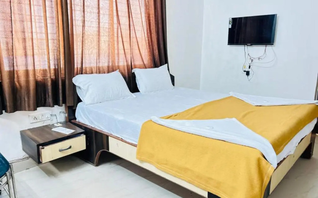 Hotel Mayur Residency