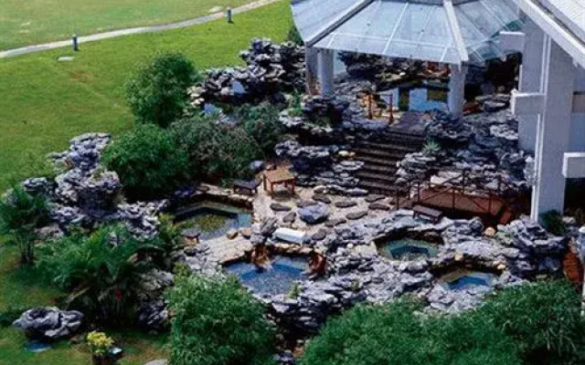 HNA Beach & Spa Resort