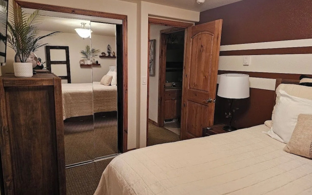 Alpenglow One Bedroom One Bath A09