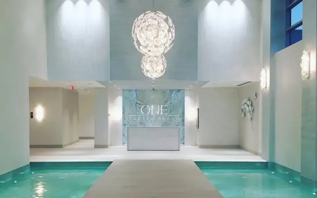 4 Bedroom Cable Beach Condo With Balcony