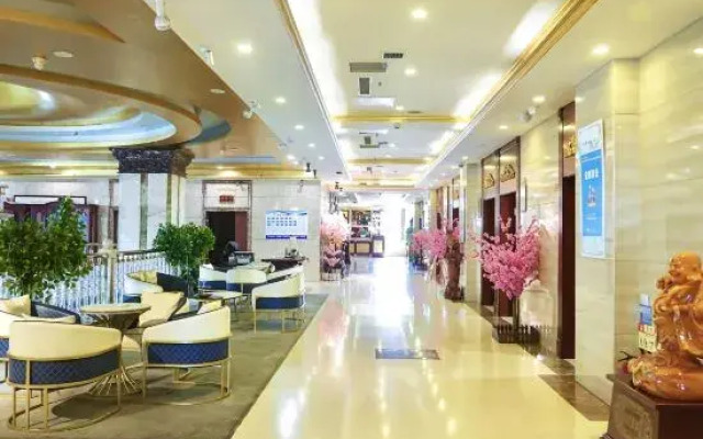 Guanghui Holiday Hotel