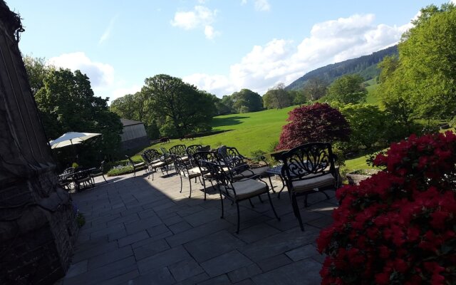 Sawrey House Country Hotel