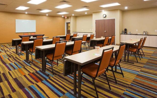 Fairfield Inn & Suites St. Paul Northeast