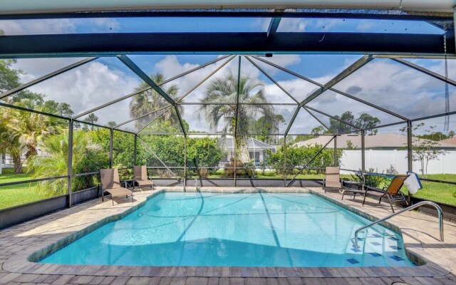 Chic Palm Coast Escape: Lanai & Heated Pool!