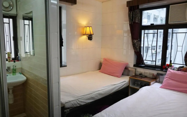 Maple Leaf Guest House