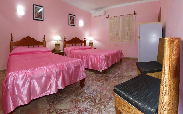 Hostal You & Me