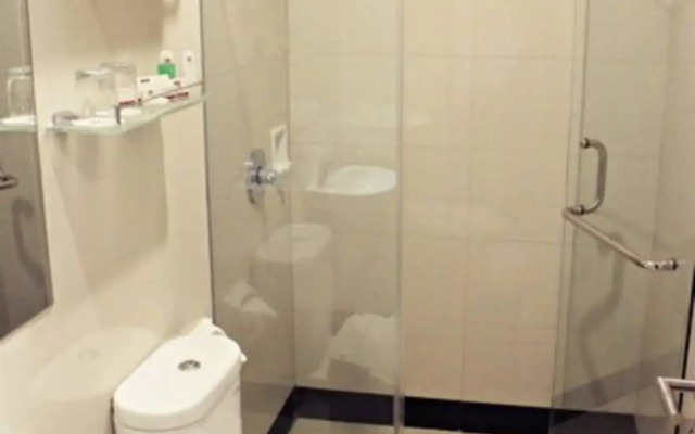 Biz Hotel Batam