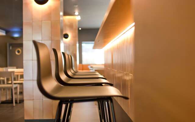 Aparthotel Atenea Valles