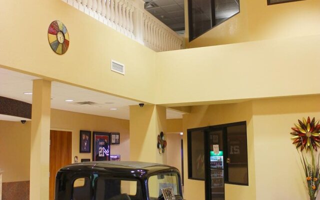 Marble Waters Hotel & Suites, Trademark by Wyndham