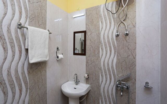 Oyo 23298 Hotel Uttaranchal Inn