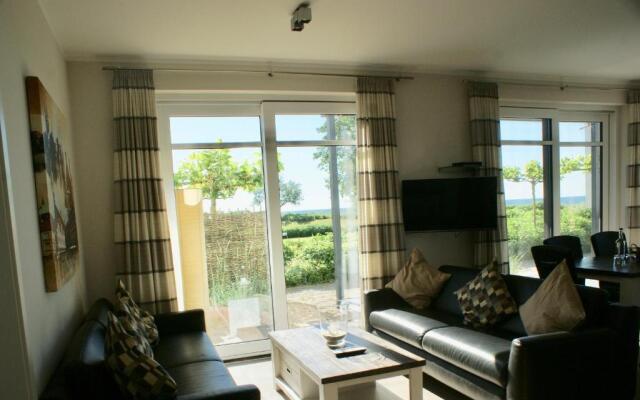 Fehmarn-OstseeferienStrandresidenz Vogelflug 1438