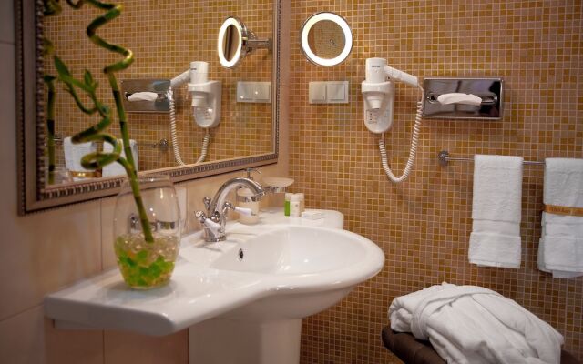 Savoy Hotel