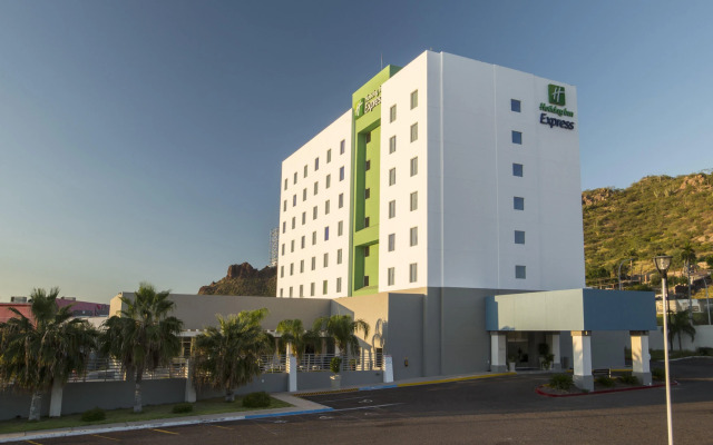 Holiday Inn Express Guaymas