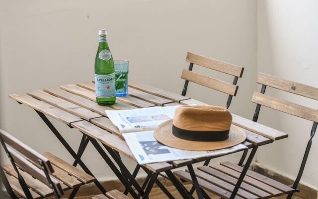 Beachside Charm on Ben Yehuda 2BR Apt