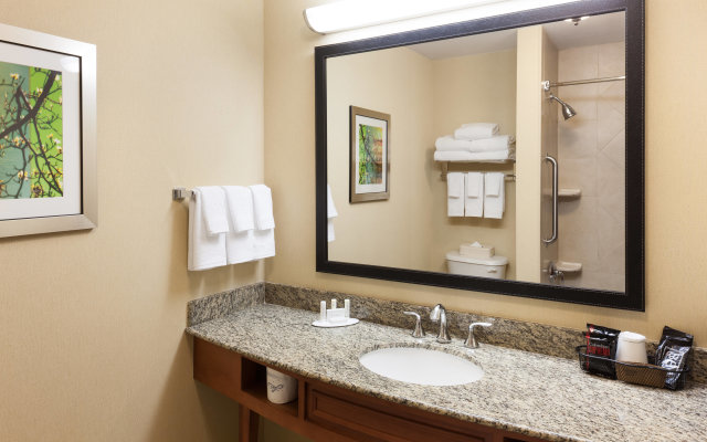 Fairfield Inn & Suites by Marriott Jacksonville Butler Blvd