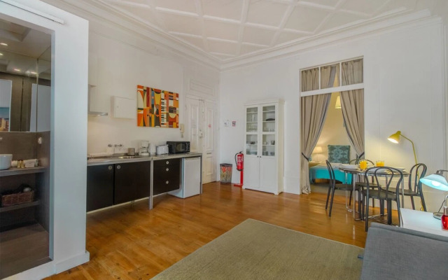 Chiado Balcony Apartment