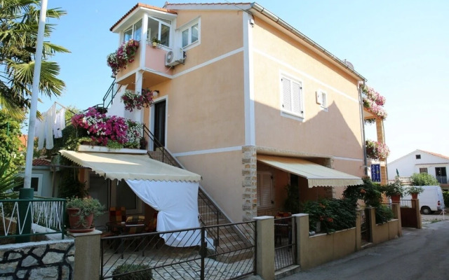 Zdenka - Cosy Apartments for 2-3 Person - A4D