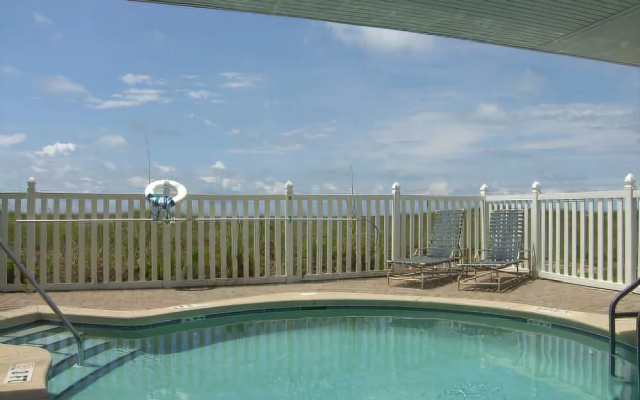 Surfside 8
