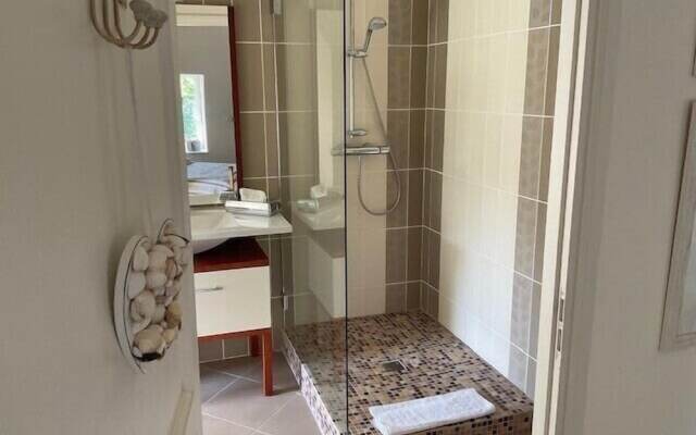 Chateau Tout Y Fault