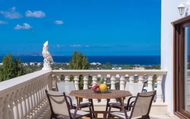 Sunshine Villa with Private Pool