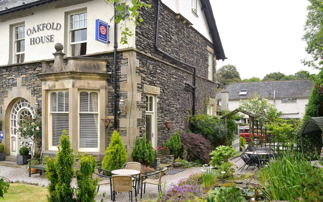 Oakfold House