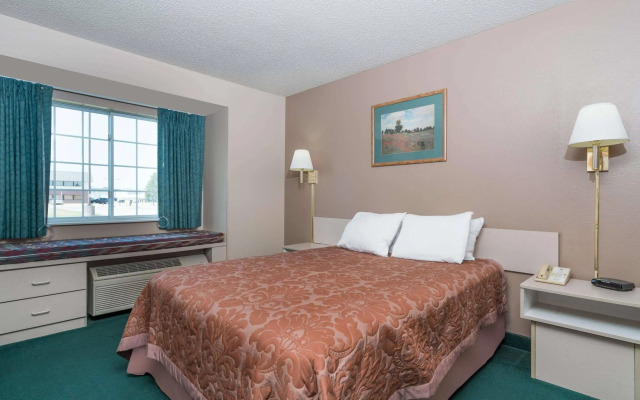 Super 8 By Wyndham Fargo Airport