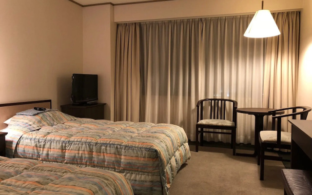 Grand Plaza Nakatsu Hotel