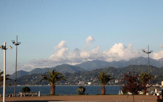 Apartment By The Sheraton