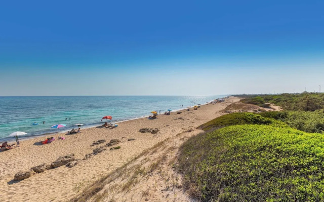 4147 Villa Daversa by Barbarhouse