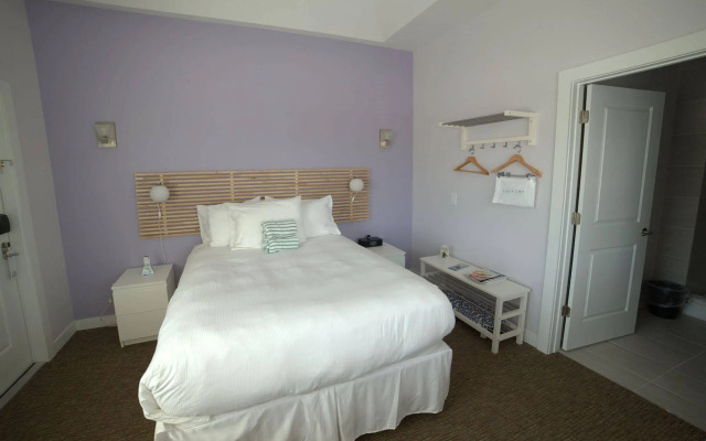 Casey Key Resorts - Beachfront