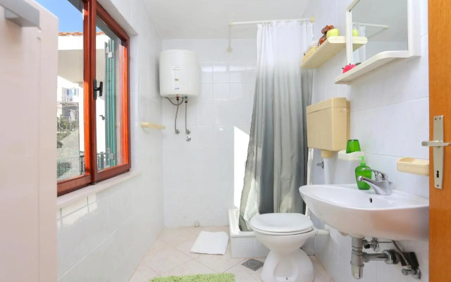 Apartments by the sea Podaca, Makarska - 11588