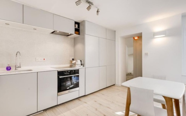 Modern 1 Bedroom Apartment in Notting Hill