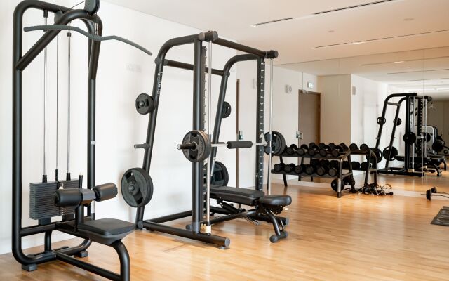 Elegant And Bright Apartment In City Walk