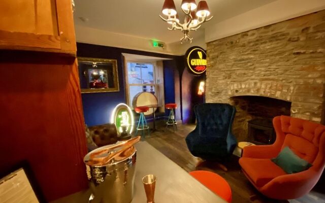 Brightham House Boutique Bed & Breakfast