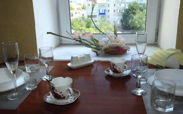 2-bedroom on Mykolaychuka street