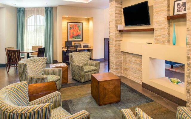 Days Inn and Suites Scottsdale