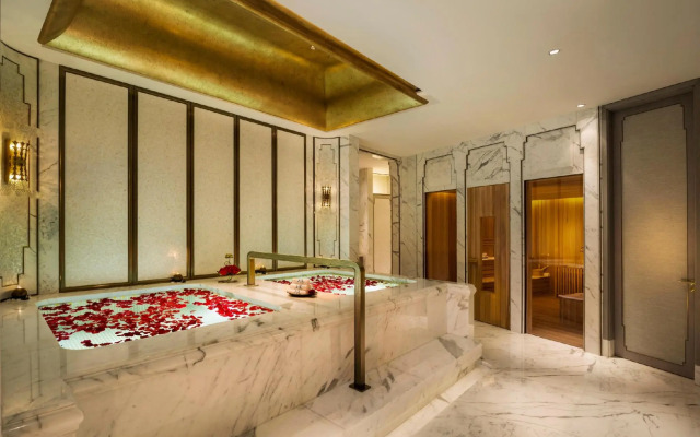Wanda Reign Chengdu