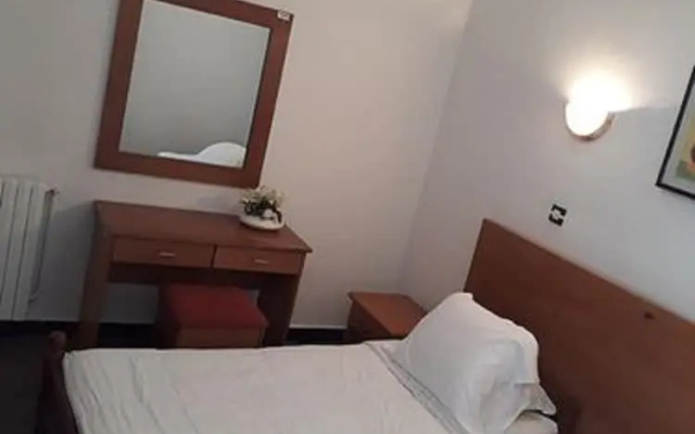 Hotel Rais