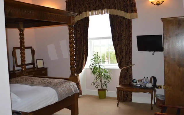 The Brigands Inn