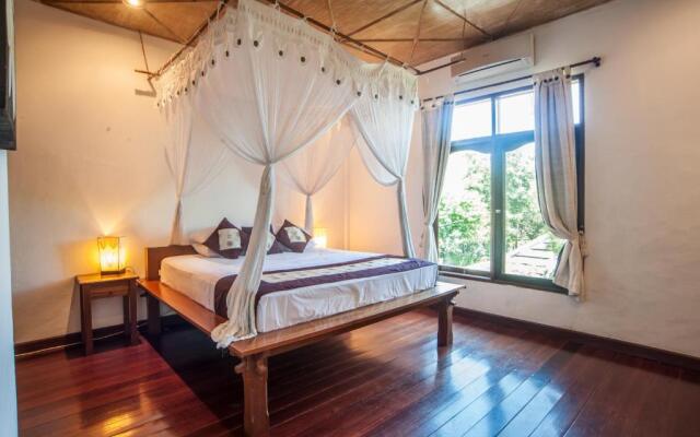 Villa Este, Seminyak