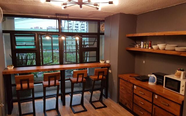 Nimman Expat Home