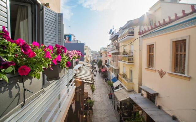 Kyveli Luxury Suites