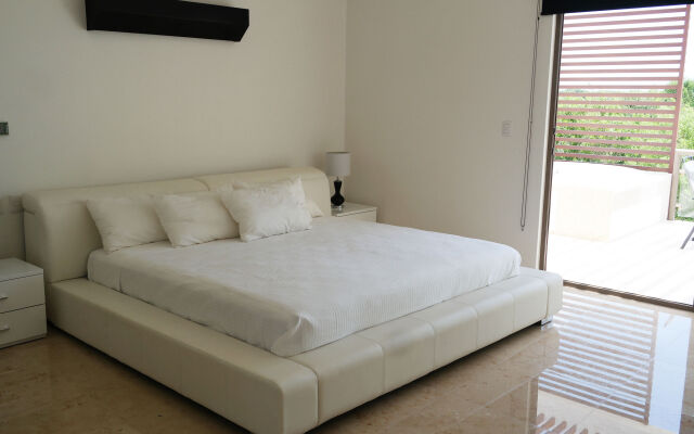 Bahia Principe Vacation Rentals - Quetzal Penthouse