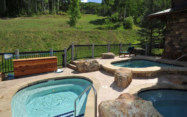 Luxury Penthouse at Bear Paw Lodge