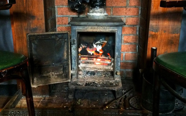 The Hopetoun Arms Hotel