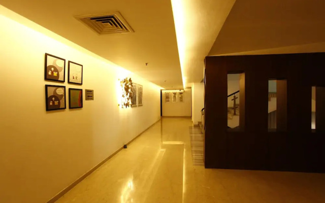 Plutos Hotel